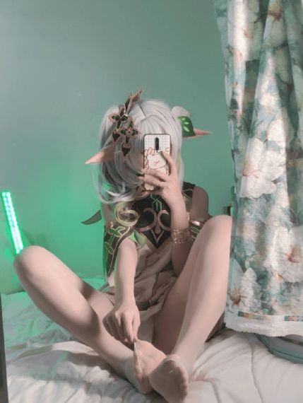 亚洲欧美卡通动漫丝袜_720免费观看韩国