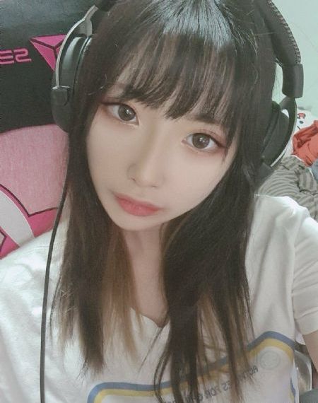 久久久无码精品亚洲av蜜桃_BD韩语免费在线播放