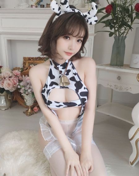 人妻丝袜中出中文字幕_1080P免费在线观看