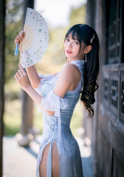 亚洲无毛专区_720免费在线播放