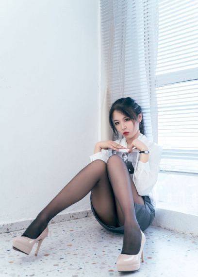 年轻漂亮的护士一级毛片_BD国语高清在线观看