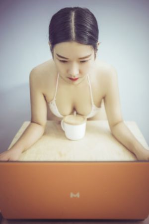 亚洲v日韩v欧美_蓝光高清在线