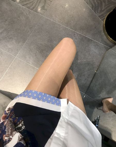 看强二次元人物免费动漫全部_4K手机在线看